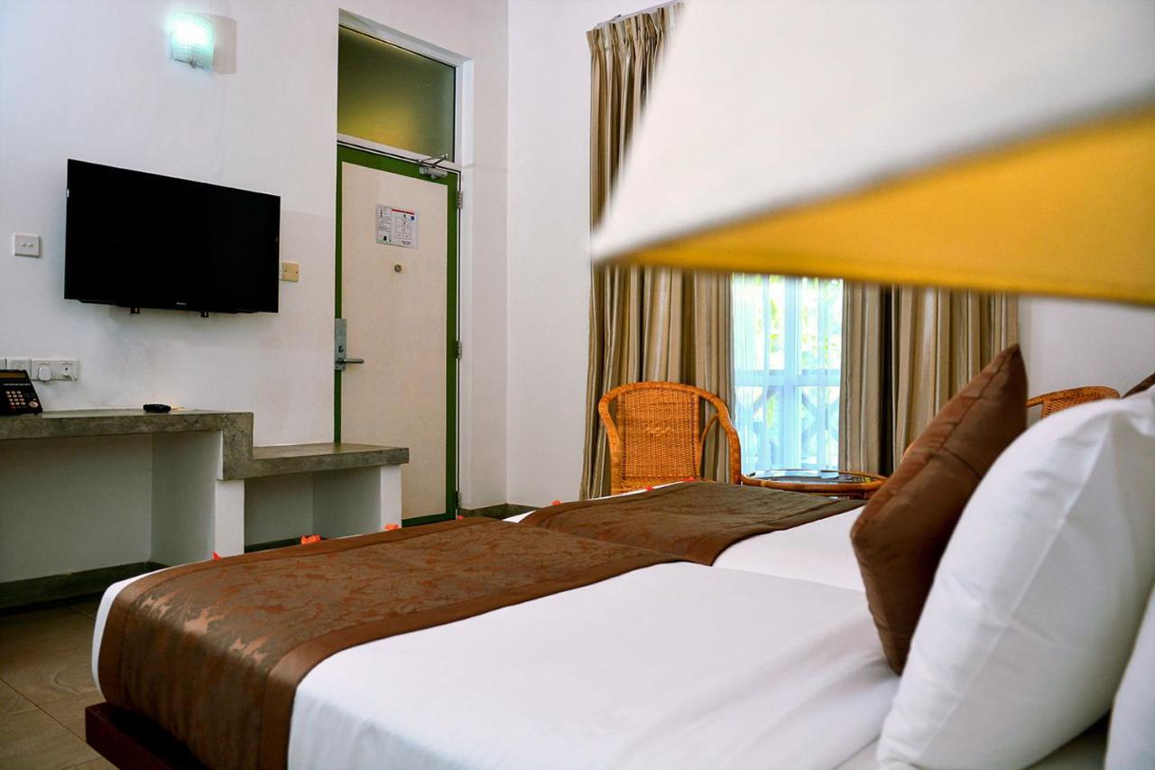 Amaranthe Bay Resort & Spa Trincomalee Dış mekan fotoğraf